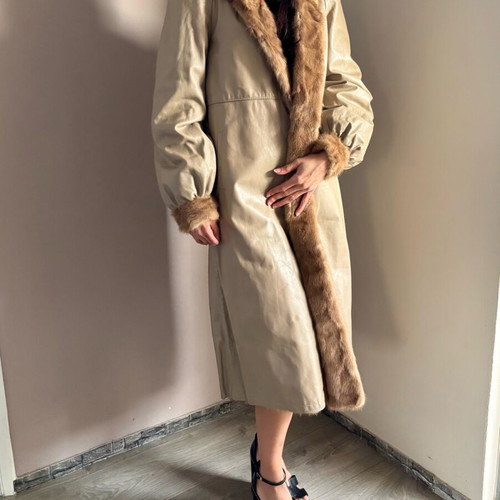 Women's 2 in 1 fur coat like new, natural fur, leather