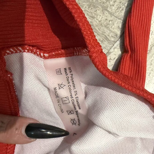 Shein red swimsuit like new with adjustable straps, size L