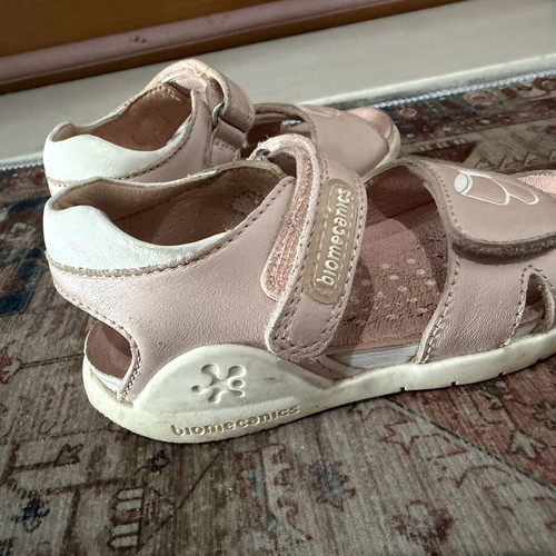 Biomecanics girls' sandals size 24 like new, pink and white