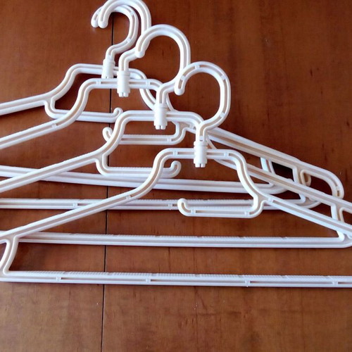 Plastic hangers pack of 8, thick, like new