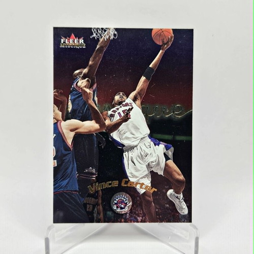 Fleer Mystique Vince Carter basketball card