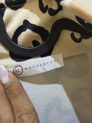 Wanderlust set, black and beige