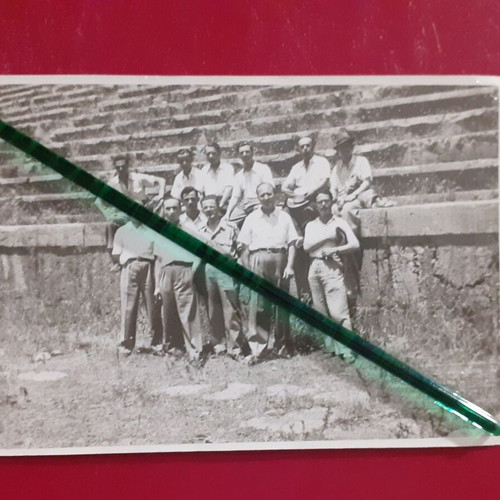Old black and white excursion photo with embossed Fotο Electric Ath. Charisi Lamia stamp