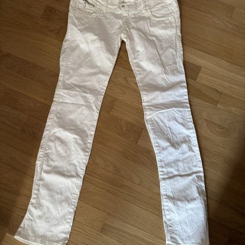 Yes-Zee white women's jeans pants like new, size M