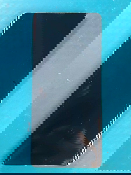 OnePlus 8 8+4/128 με καμμένα pixels