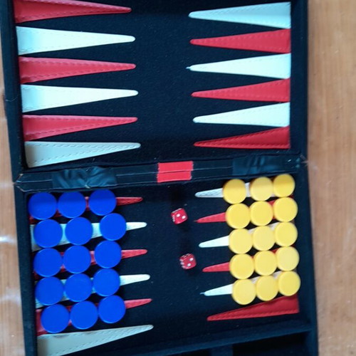 Backgammon case like new with dice, plastic 27×20
