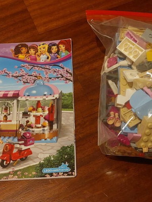 Lego Friends Heartlake Cupcake Café like new