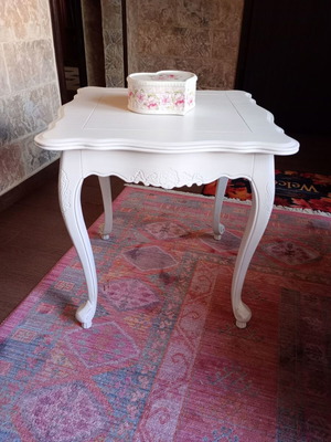 Wooden vintage coffee table new, Italian white side table
