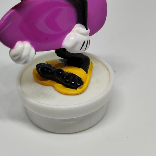 Goofy collectible figure Nestlé surfer like new