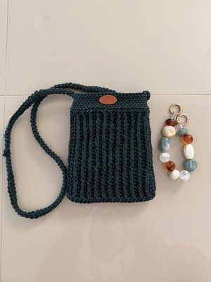 No Name crochet crossbody bag with charm, green
