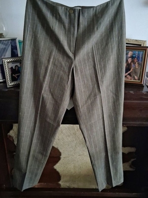 Women's khaki pants like new, size XXL
