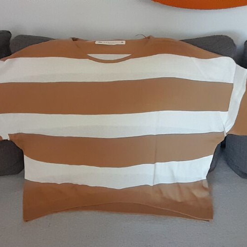 Zara women's thin oversized knit t-shirt beige like new