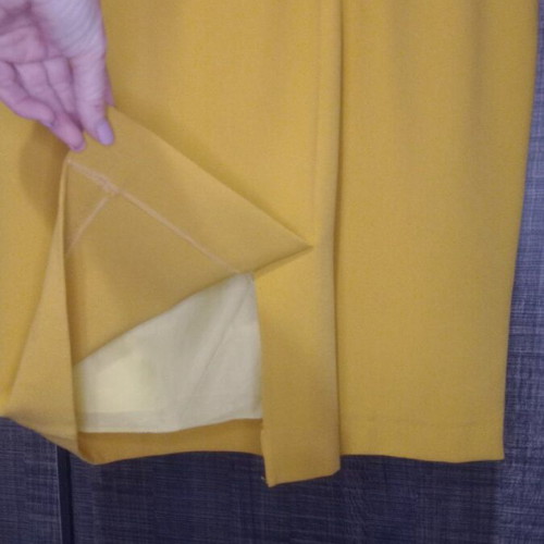 Gianni Rodini women's classic mustard dress like new, size 5
