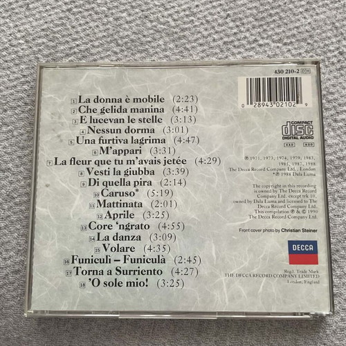 The Essential Pavarotti CD like new