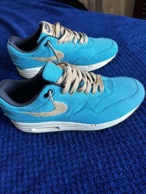 Nike Air Max 1 sneakers, light blue, size 45