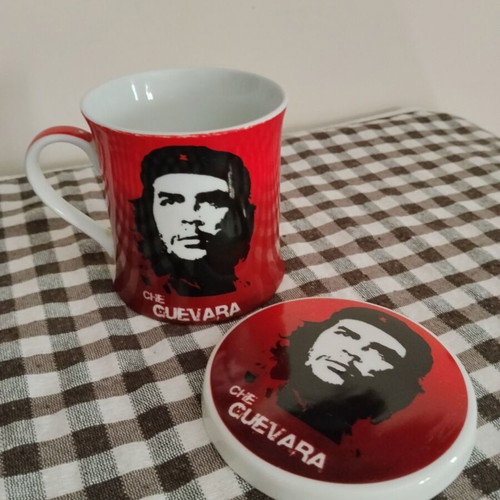 Che Guevara Collectible Mug with Lid fine bone china like new