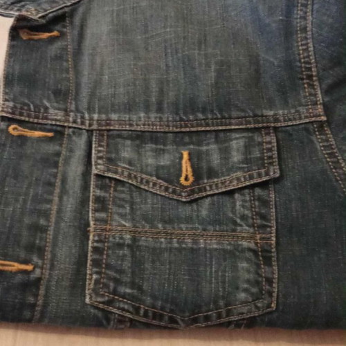 Denim jacket like new, size XL, blue