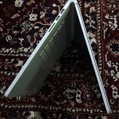 Microsoft Surface Book 2 15" i7-8650U 16GB 500GB GTX1060 laptop