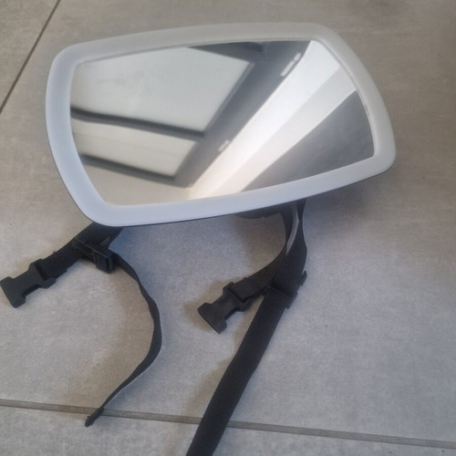 Car mirror for babies with light and remote control