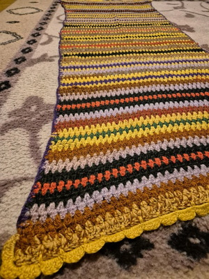 Handmade woolen woven colorful rug like new