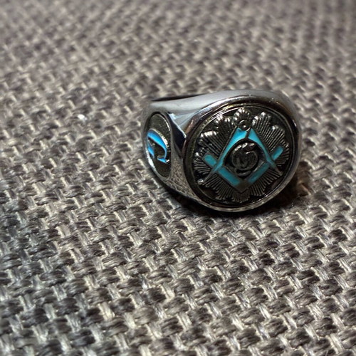 Men's ring like new