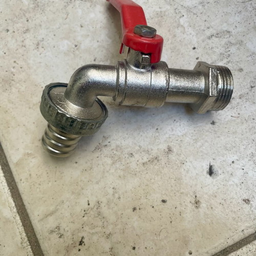 Outdoor faucet 3/4, large hose connection
