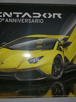 Aventador lp720-4 50 anniversario like new