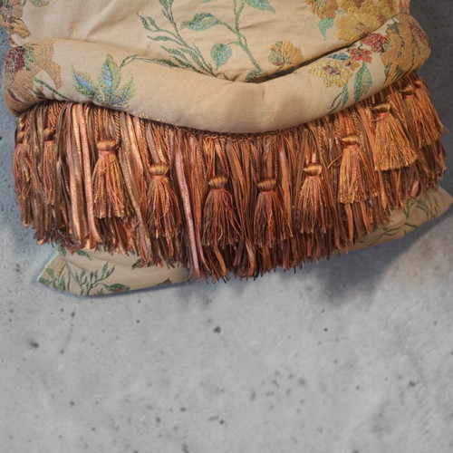 Emily’s Classics pillow 46x43cm like new