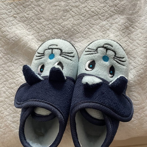Children's slippers size 20