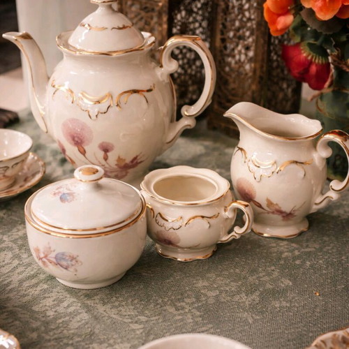 Vintage Schumann Bavaria Dresden Flowers tea set like new with gold trim