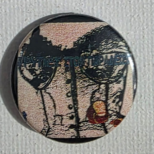 Trypes No3 pin badge