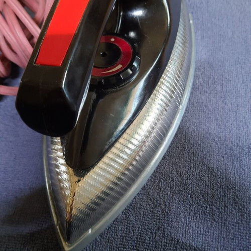 Vintage Soviet Electric Iron UT1000-1.2 used with adapter