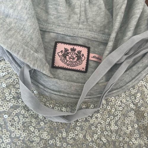 Juicy Couture sweatshirt with hood and sequins like new, size M