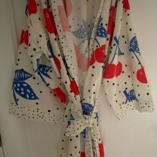 Summer kimono Petit Boutik one size like new, white and red