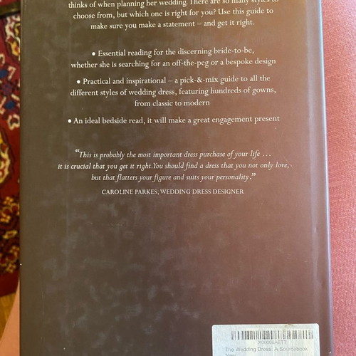 The Wedding Dress, a sourcebook book like new