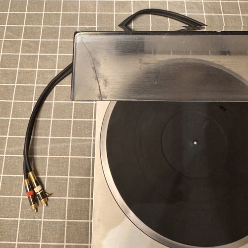 Technics SL-Q300 Quartz Direct Drive turntable with Audio-Technica AT81CP used