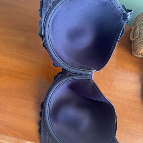 Triumph 75F bra like new, blue with green details