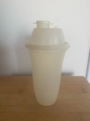 Tupperware σέικερ μεταχειρισμένο, vintage από τη δεκαετία του 80