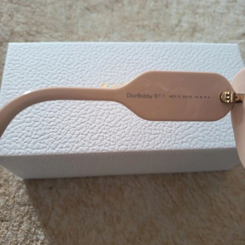 Dior sunglasses beige with case and authenticity card