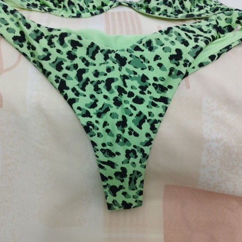 Twiin bikini set like new, green with leopard print, size M