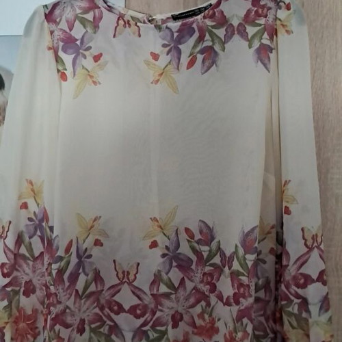 Long-sleeve muslin blouse with floral print, size M