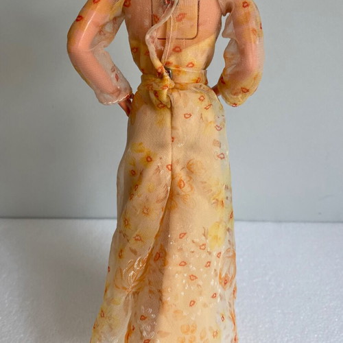 Vintage 1978 Kissing Barbie doll by Mattel used