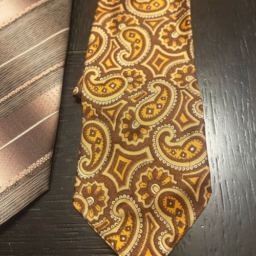 Ties used, pack of 3 in brown shades
