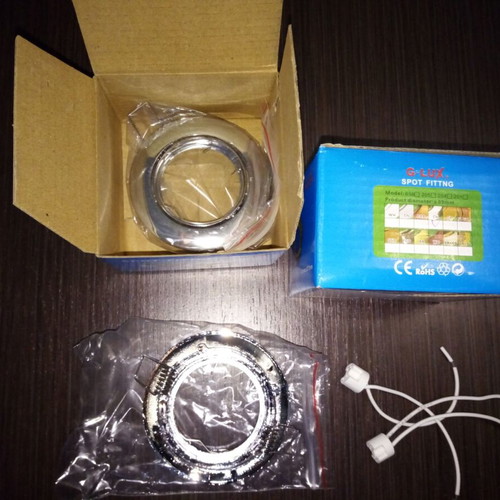 G-Lux round metal recessed spot frame with G5.3 MR16 socket, 20 pieces, new