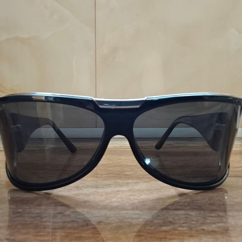Bottega Veneta Vintage men's biker style polarized sunglasses