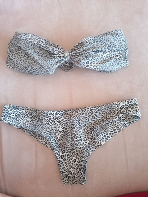 Leopard Brazilian Bikini like new, black and grey