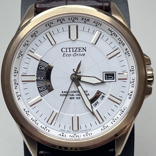 Citizen Eco Drive Radio Control CB0013-04a Watch like new, men's, beige