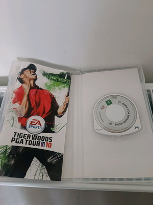 Tiger Woods PGA Tour 10 PSP like new