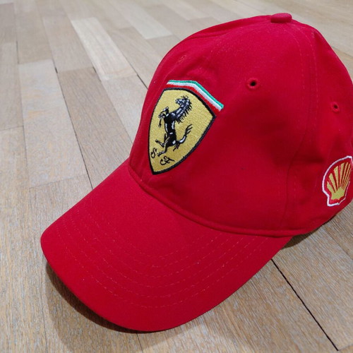 Ferrari Logo Baseball Cap One Size like new, red and yellow