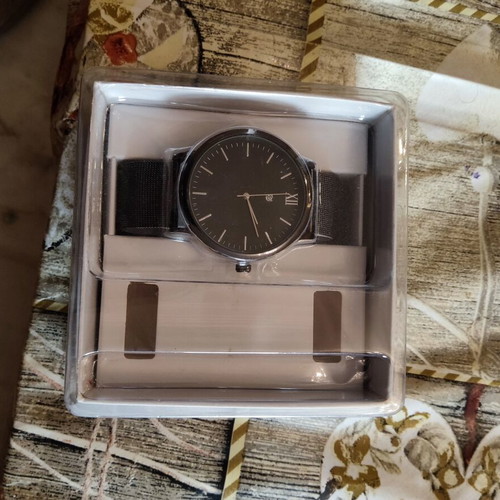 Auriol Quartz Watch black metallic bracelet like new